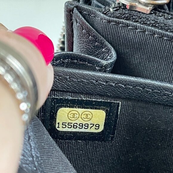 Chanel Zip Around Long Wallet Black Leather with CC Logo - Picture 10 of 10